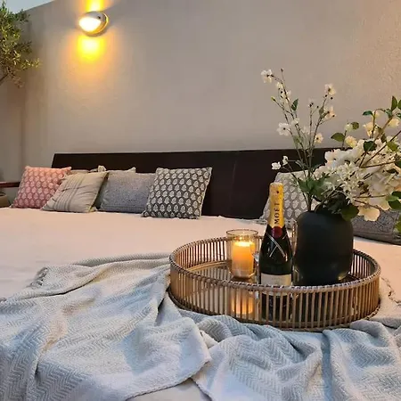 Apartamento Luxury - Jacuzzi, Pool & Private Terrace San Julián