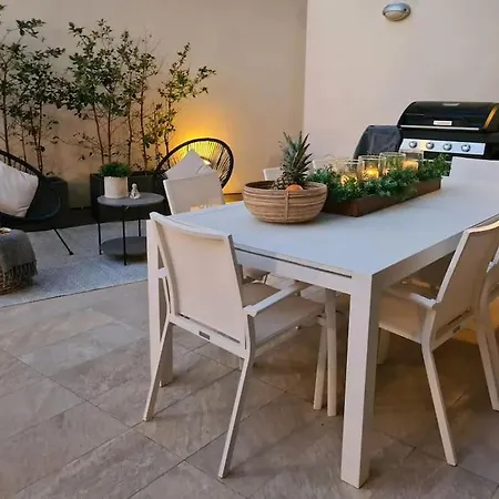 Luxury - Jacuzzi, Pool & Private Terrace Apartamento