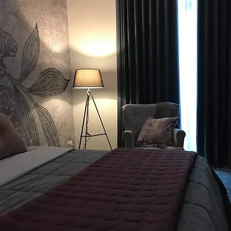 Apartamento Luxury - Jacuzzi, Pool & Private Terrace San Julián